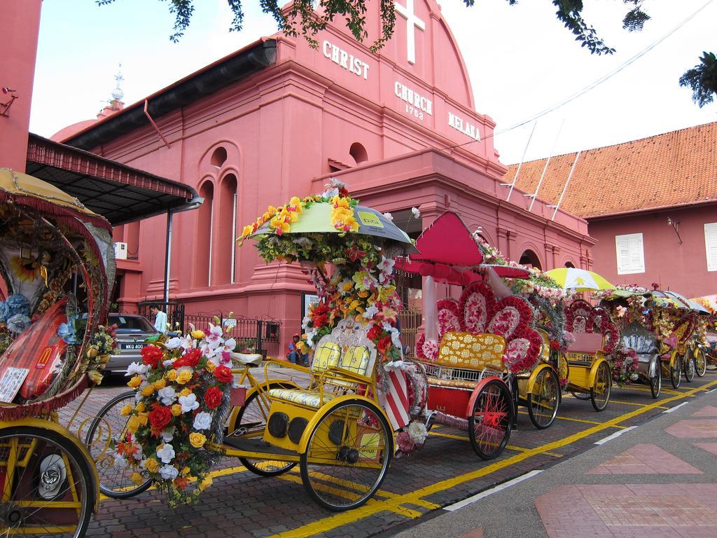 ฮอลล์มาร์ค คราวน์ โฮเต็ล Hotel Malacca ภายนอก รูปภาพ
